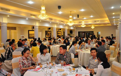 Săn học bổng MBA tại hội thảo “Tạo dựng và nâng tầm sự nghiệp cùng doanh nhân”