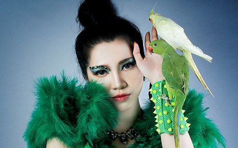 Xem liveshow tiền tỉ của “Nữ hoàng chim Vẹt” Minh Trang Ly Ly