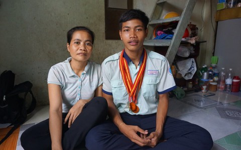 Thầy quên, bốn học sinh nhập học trễ