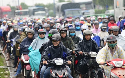 Dự báo mưa nắng chung chung, dân tình lúng túng