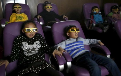 Cảnh báo tác hại khi cho trẻ dưới 6 tuổi xem hình ảnh 3D