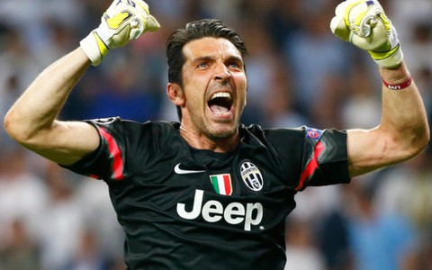 Điểm tin sáng 12-10: Buffon đoạt giải “Bàn chân vàng” 2016