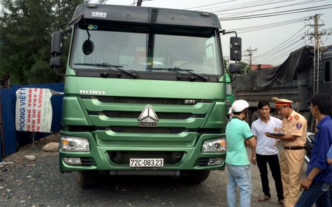 Sau tai nạn giao thông, tài xế bị người lạ đánh, cướp