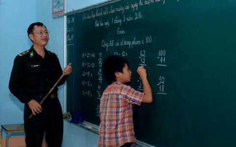 “Ngôi sao mang quân hàm xanh” vùng biên giới