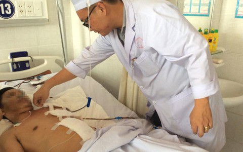 Cứu sống nạn nhân bị xe khách cán ngang người