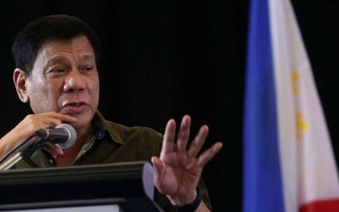 Ngư dân đòi ông Duterte cấp giấy cho đánh cá ở Scarborough