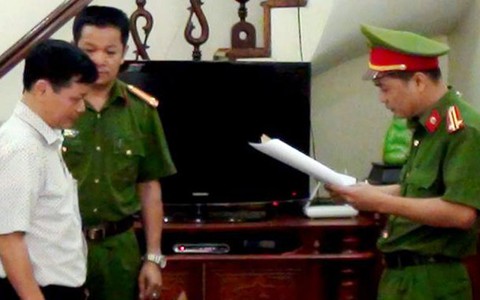 Bắt 2 nguyên lãnh đạo Công ty xổ số