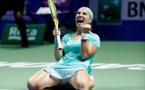 Điểm tin sáng 27-10: Kuznetsova vào bán kết WTA Finals 2016