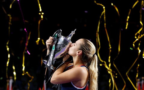 Hạ Kerber, Cibulkova lần đầu vô địch WTA Finals
