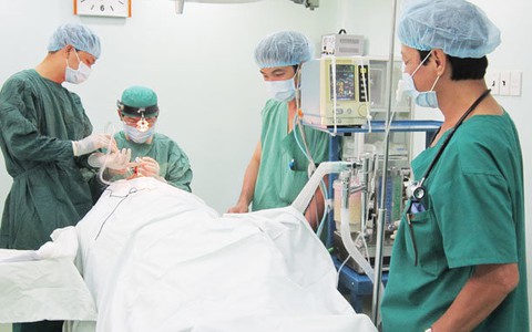 Viêm amidan và khi nào nên cắt amidan