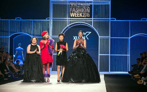 Xuân Lê mang tâm trạng phụ nữ khi yêu lên sàn catwalk