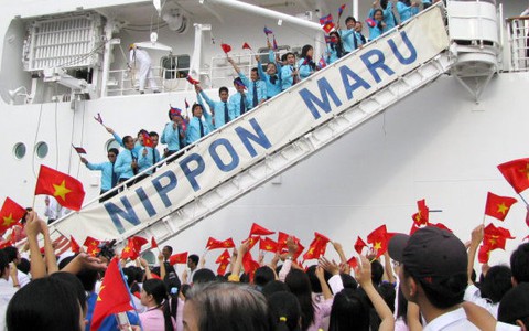 SSEAYP 2016 cập bến TP.HCM sáng 11-11