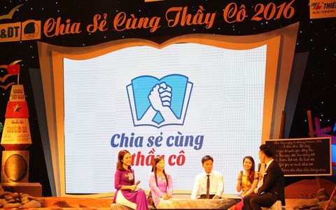 Tuyên dương 42 thầy, cô giáo tiêu biểu nơi đảo xa