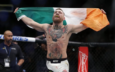 Điểm tin tối 13-11: McGregor hạ knock-out Alvarez