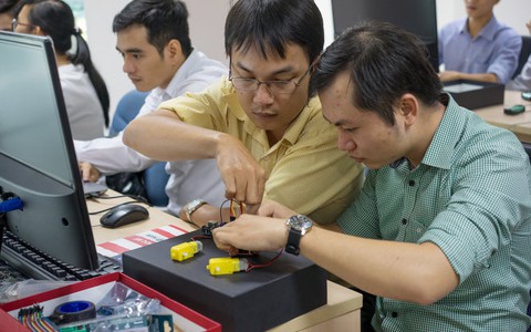 ​Phát động cuộc thi chơi vui Robot - học tốt Pascal