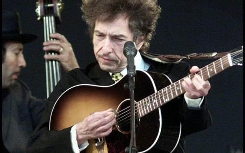 Nghệ sĩ Bob Dylan không tham dự lễ trao giải Nobel