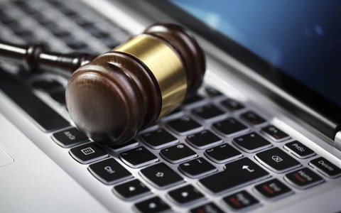 "giấy phép thần kỳ", FBI thâm nhập 8.000 máy tính