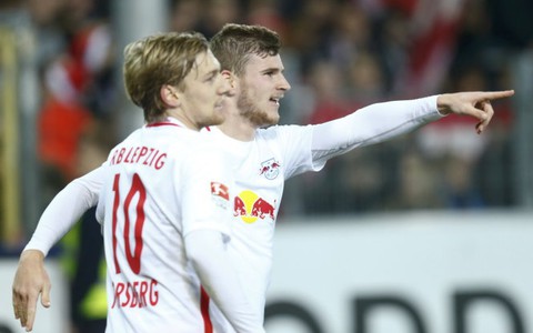 Điểm tin sáng 26-11: Hiện tượng RB Leipzig tiếp tục bay cao