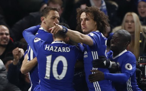 Thắng ngược Tottenham, Chelsea giữ vững ngôi đầu