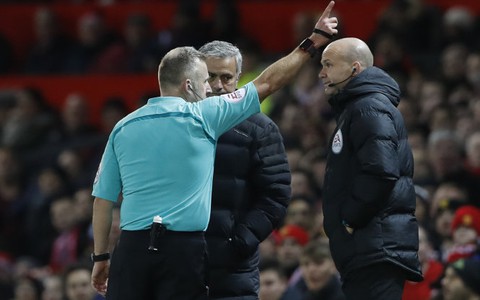 Điểm tin tối 28-11: “Mourinho nên bị cấm 6 trận”