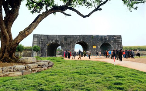 Miễn phí vé tham quan Thành nhà Hồ