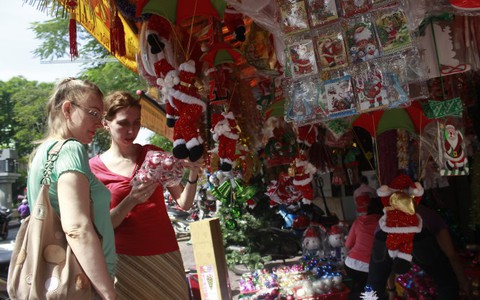 ​Nhiều sản phẩm cho ngày noel “cháy hàng”