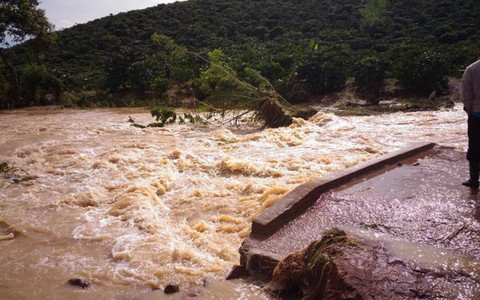 Đập Ka La ở Lâm Đồng xả lũ, dân tưởng vỡ đập