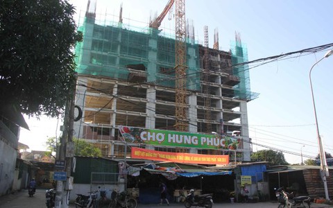Chủ dự án 31 tầng phải đền bù 21 nhà dân bị nứt