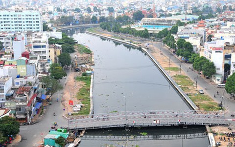 Cấm xe lưu thông trên đường Hoàng Sa và Trường Sa
