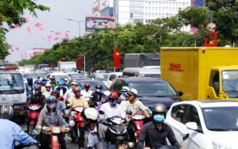 10 vấn đề giao thông 'nóng' trong năm 2016