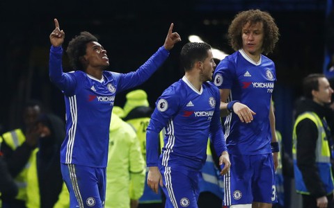 Willian lập cú đúp, Chelsea thắng trận thứ 13 liên tiếp