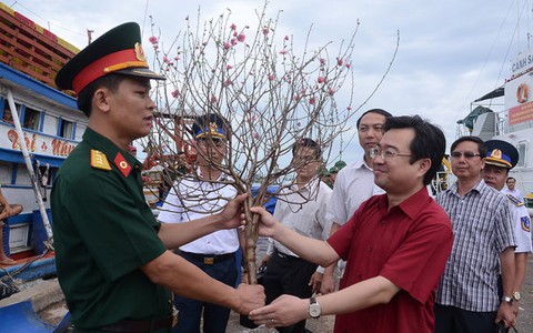 'Tết phải đến với từng hộ dân trên các đảo Tây Nam'