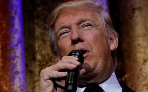 Ông Trump: Ngoại trưởng được đề cử phải toát mồ hôi hột