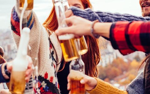 Những thực phẩm đi kèm với rượu dễ gây tổn hại cho gan