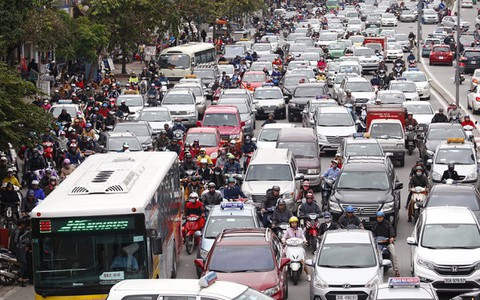 Cận Tết, Hà Nội mọi nơi đều tắc
