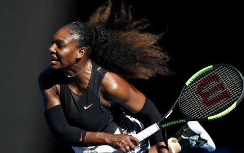 Thắng dễ Lucic-Baroni, Serena gặp cô chị Venus ở CK Úc mở rộng