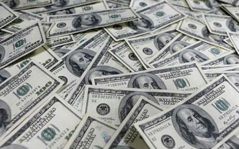 Cậu bé Mỹ 7 tuổi trả lại một túi tiền nhặt được