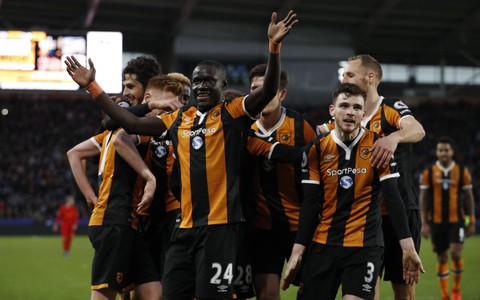 ​Hull City bất ngờ quật ngã Liverpool