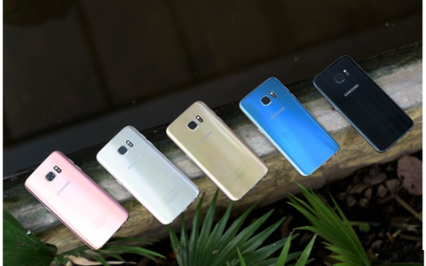 Smartphone giữ nguyên sức hút sau 1 năm tuổi
