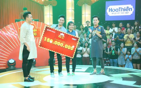 'Hot boy trà sữa' Tấn Lợi thành quán quân Thách thức danh hài