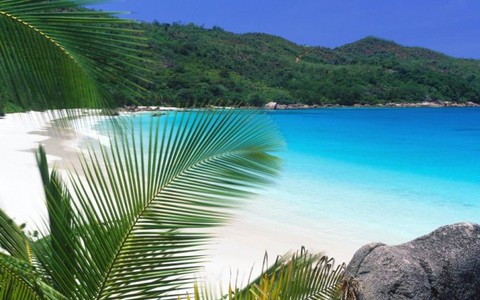 ​Côn Đảo là một trong các bãi biển vắng đẹp nhất thế giới
