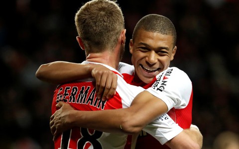 Điểm tin sáng 6-3: Monaco giữ vững ngôi đầu