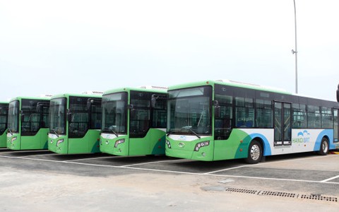 Hà Nội nói xe buýt nhanh giá 5,03 tỉ đồng mỗi chiếc