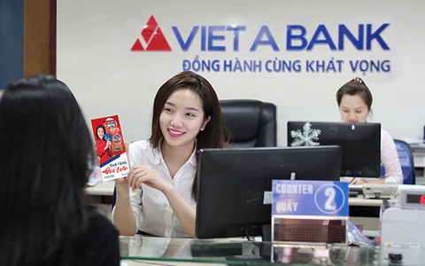 Đầu năm, ngân hàng tung chiêu hút khách hàng gửi tiết kiệm