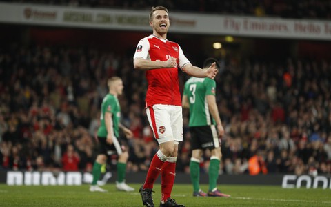Điểm tin sáng 12-3: Đè bẹp Lincoln, Arsenal vào bán kết cúp FA