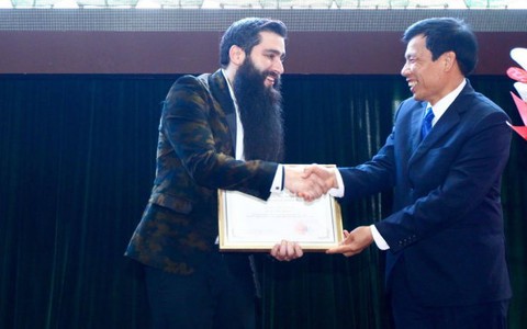 Đạo diễn phim Kong chính thức làm đại sứ du lịch Việt Nam