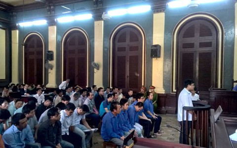 Một người Singapore lãnh án tù vì tổ chức đánh bạc