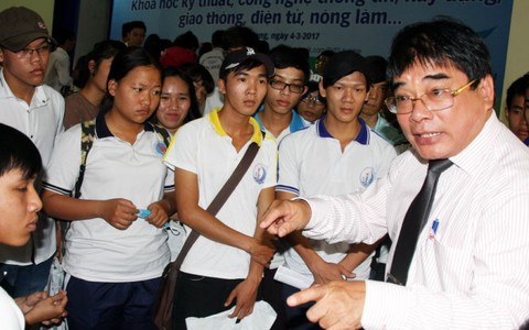 Nhiều trường ĐH tuyển thẳng học sinh trường chuyên