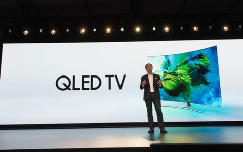 “TV của ánh sáng” ra mắt tại Paris
