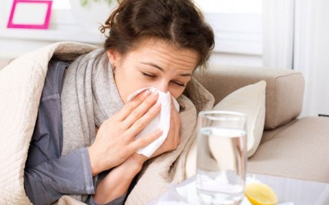 Tăng cường sức đề kháng hạn chế mắc cảm cúm khi giao mùa